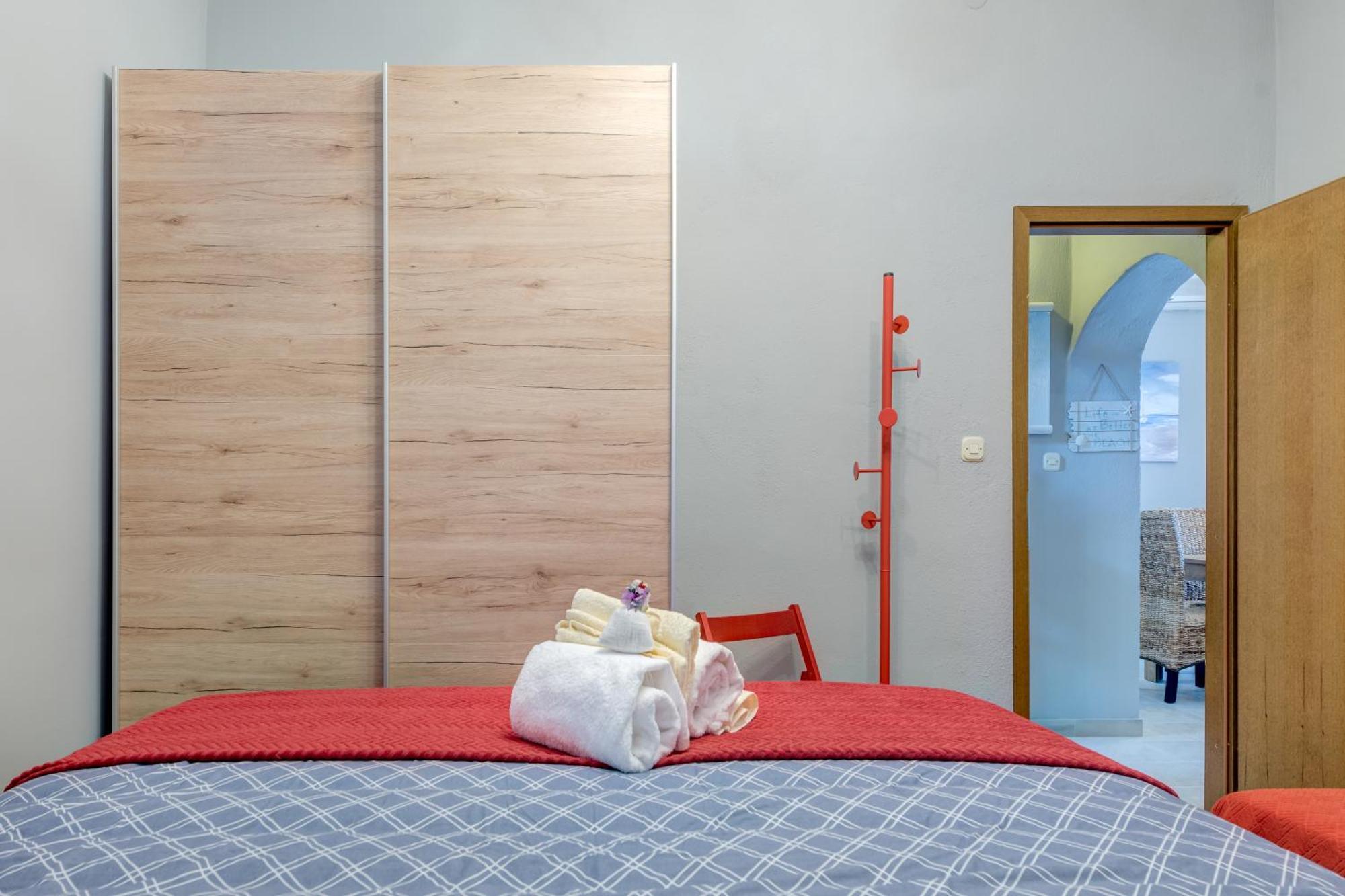 Blue Paradise Apartman 2 Севид Экстерьер фото